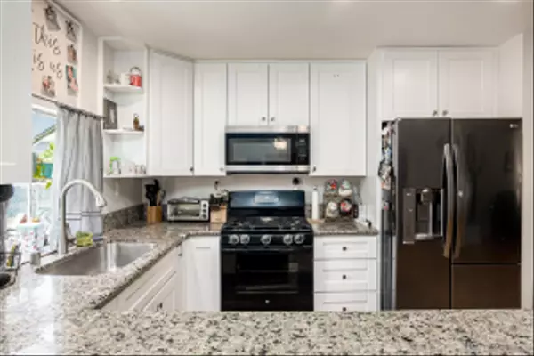 Spring Valley, CA 91977,9158 Lamar St