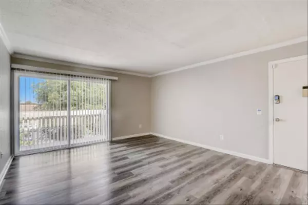 Encinitas, CA 92024,407 Requeza St #E11