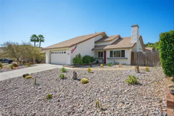 329 Cheyenne Ln, Escondido, CA 92026