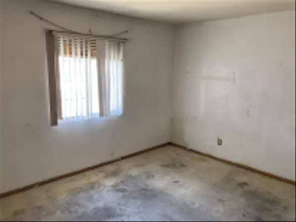 San Diego, CA 92114,835 Jacumba St