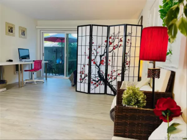 Goleta, CA 93117,37 Dearborn Place #73