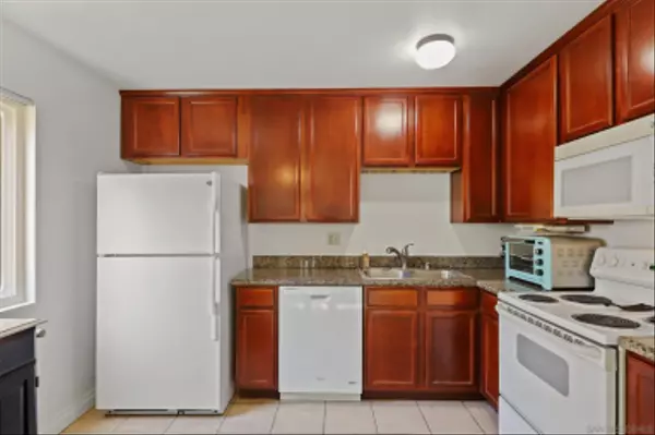 Spring Valley, CA 91977,10235 Madrid Way #159