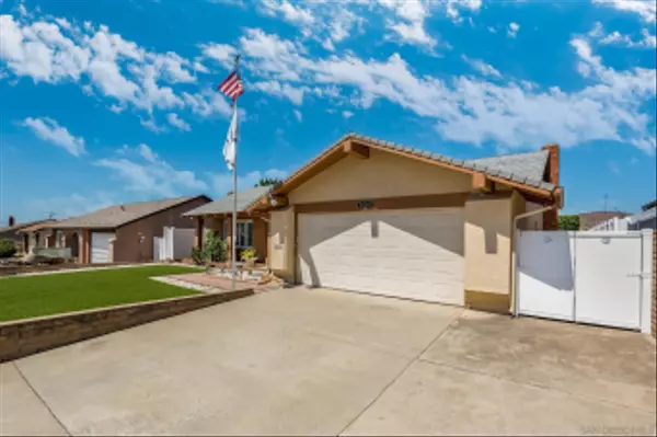 Santee, CA 92071,10246 Carreta Dr