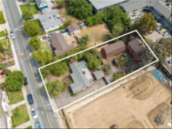 La Mesa, CA 91941,4468-70 Dale Avenue