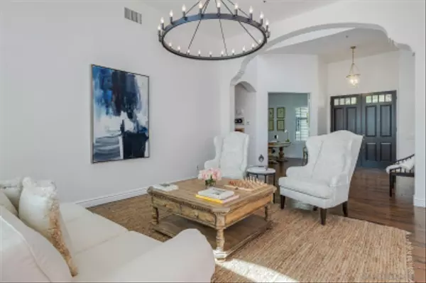 San Diego, CA 92130,14046 Via Marcala