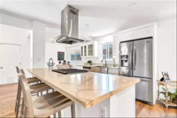 Spring Valley, CA 91977,10339 Fairhill Dr