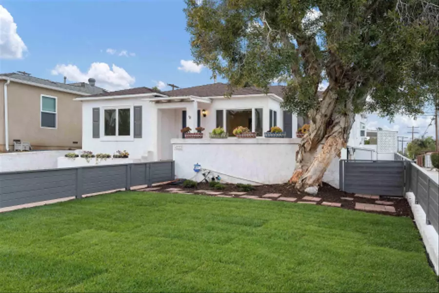 4222 Del Mar Ave., San Diego, CA 92107