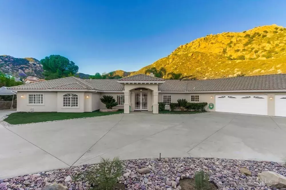 Ramona, CA 92065,16618 Daza Drive