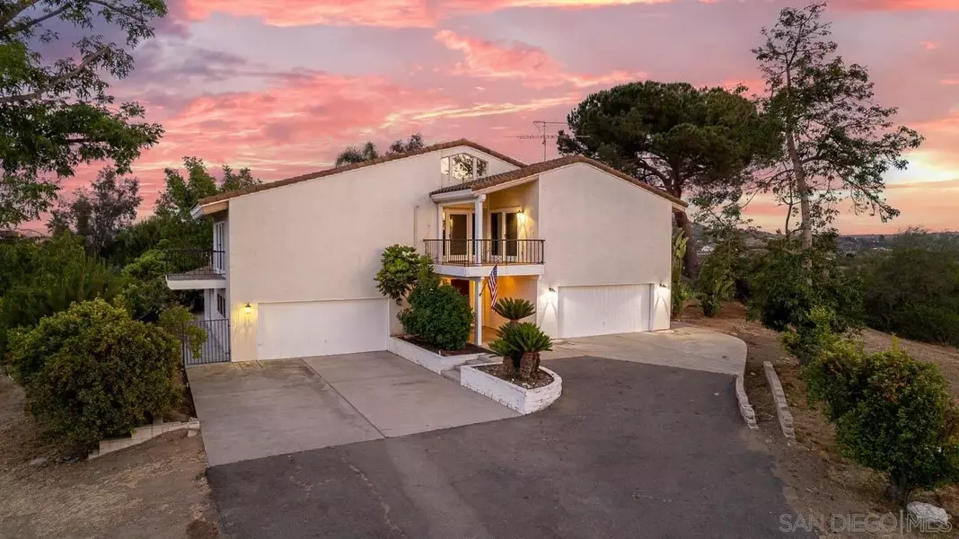 30565 Alta Mesa Dr, Valley Center, CA 92082