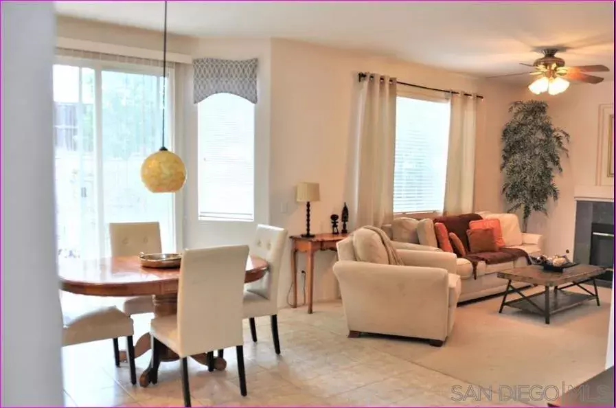 39273 Devotion Ln, Murrieta, CA 92563