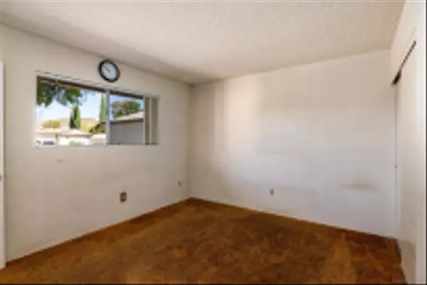 Santee, CA 92071,9509 Medina Dr