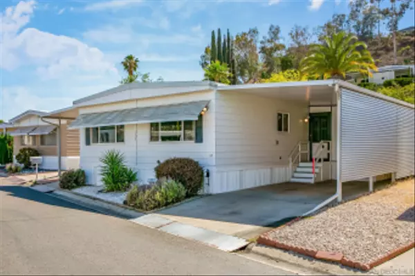 Santee, CA 92071,8712 N Magnolia Ave #SPC 238