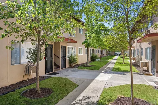 Lakeside, CA 92040,9733 Winter Gardens Blvd. #36