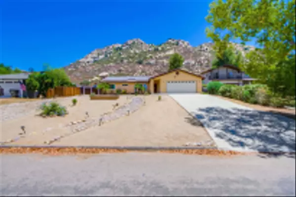 25058 Poderio Drive, Ramona, CA 92065