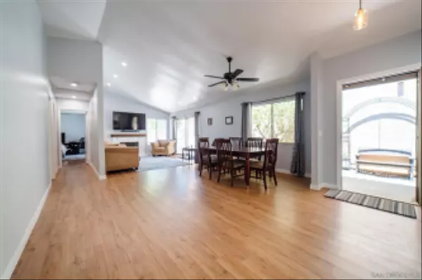 Santee, CA 92071,10314 Rochelle Ave