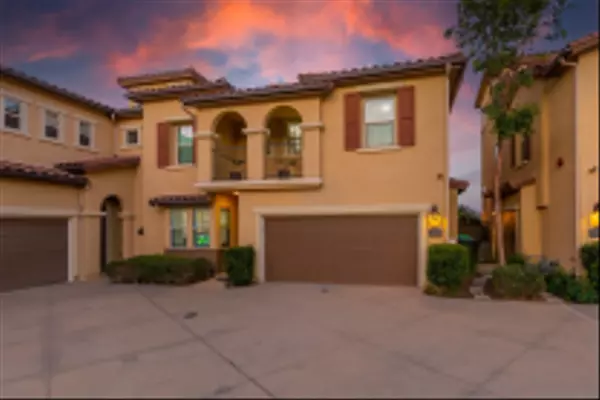 8587 Old Stonefield Chase, San Diego, CA 92127