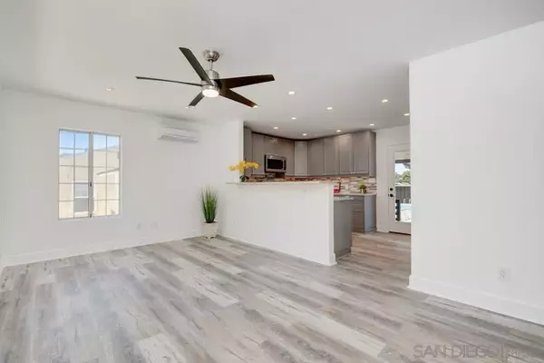 La Mesa, CA 91942,7212 Annapolis Ave