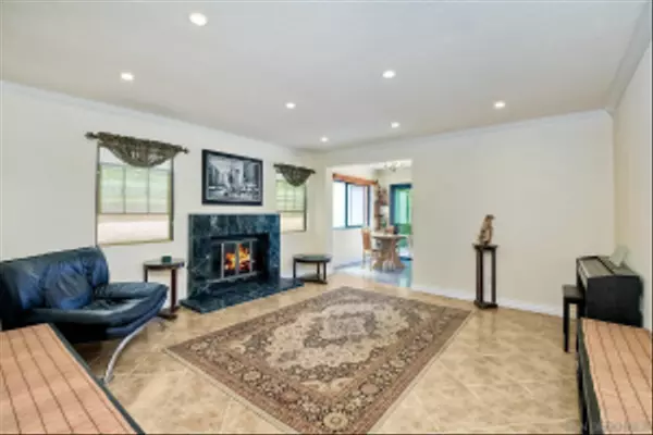 San Diego, CA 92130,13232 Benchley Rd