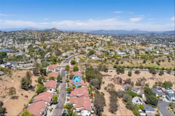 La Mesa, CA 91941,3868 Murray Hill Rd