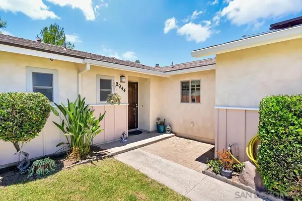 Santee, CA 92071,9944 Medina Dr