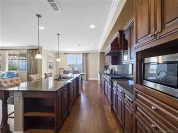 Santee, CA 92071,7231 Ocotillo St
