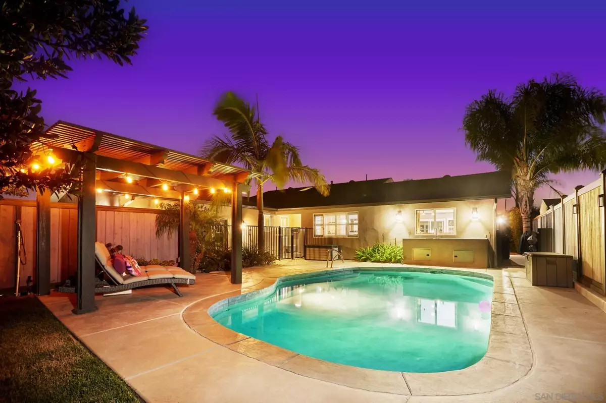 La Mesa, CA 91942,6206 Falmouth Drive