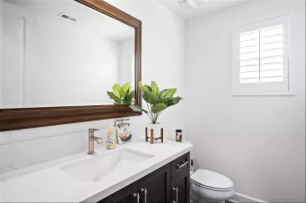 Bonita, CA 91902,8360 The Grant Pl