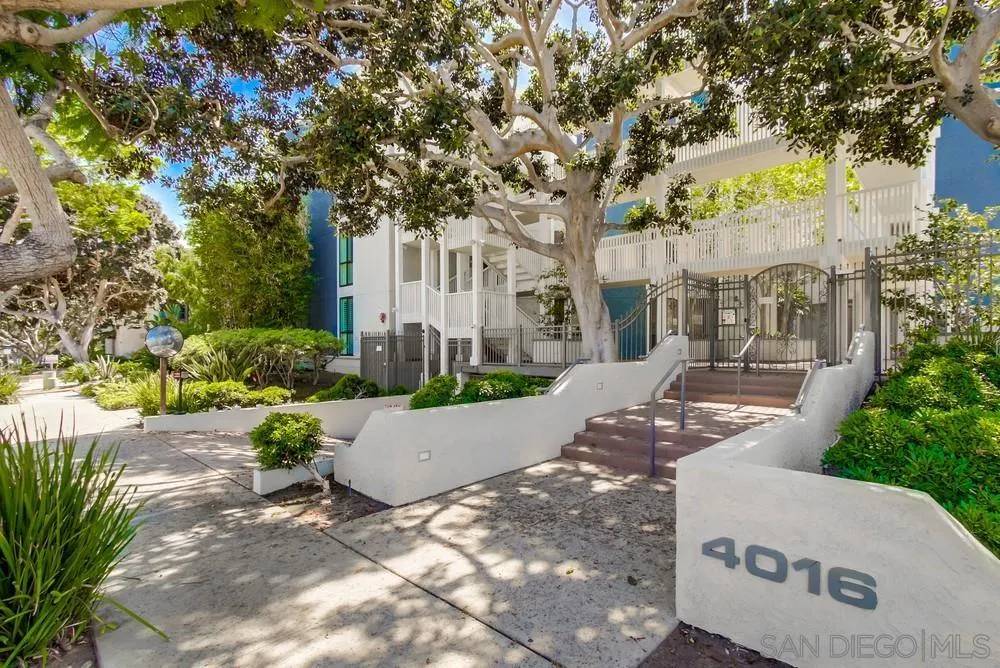 4016 Gresham St #E1, San Diego, CA 92109