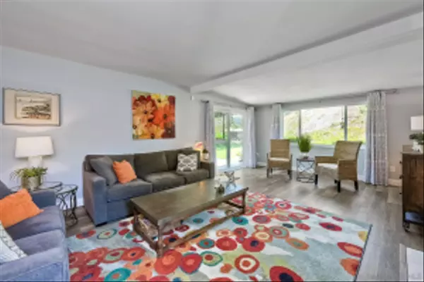 San Diego, CA 92128,16657 Roca Dr