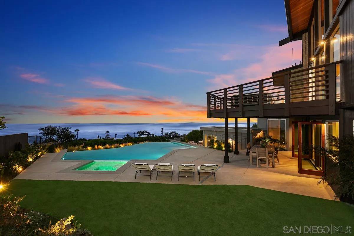 La Jolla, CA 92037,5950 Avenida Chamnez