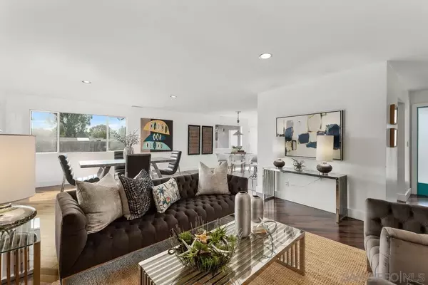 Encinitas, CA 92024,222 Rancho Santa Fe Rd