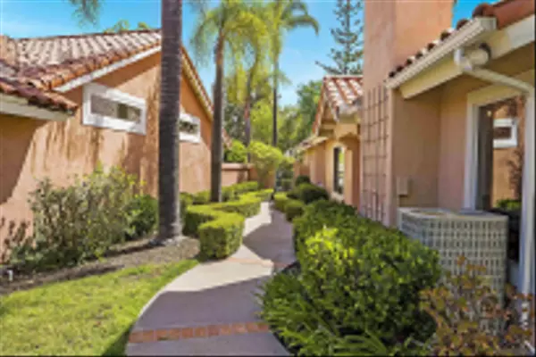 San Diego, CA 92128,11323 Caminito Corriente