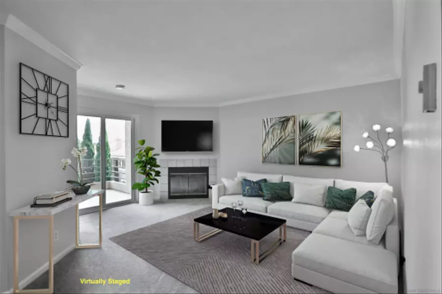 7405 Charmant Dr #2218, San Diego, CA 92122