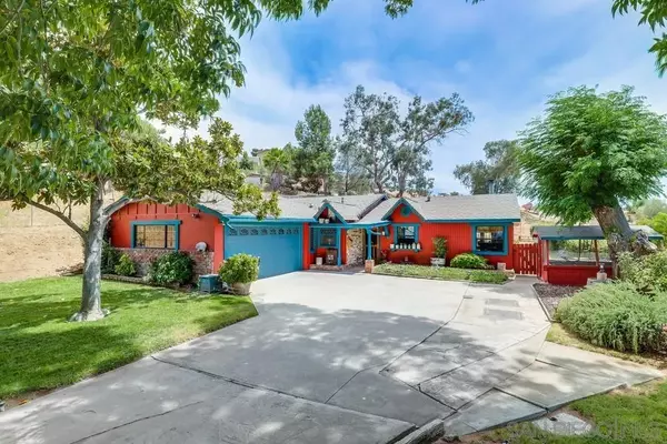 8964 Rocket Ridge Rd, Lakeside, CA 92040