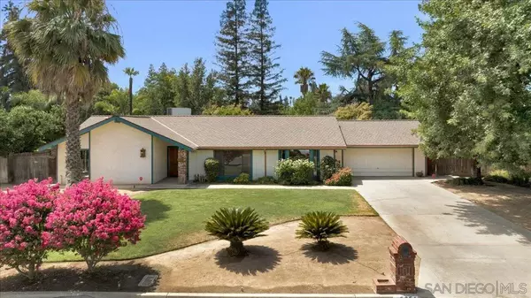5254 E Townsend Ave, Fresno, CA 93727