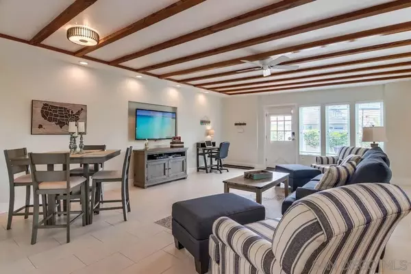 San Diego, CA 92107,4832 Long Branch Ave