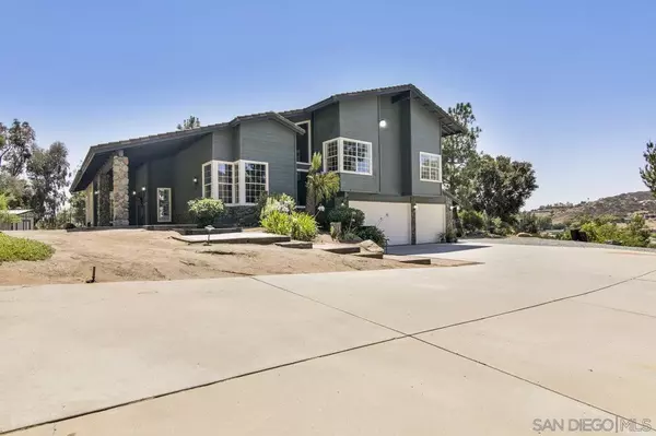 15192 Sleepy Creek Rd, El Cajon, CA 92021