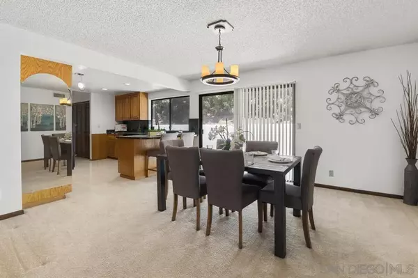 Poway, CA 92064,13316 Tarascan Dr