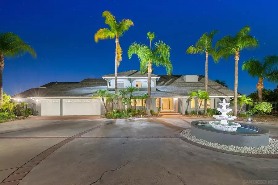 1071 Australia St, San Diego, CA 92020