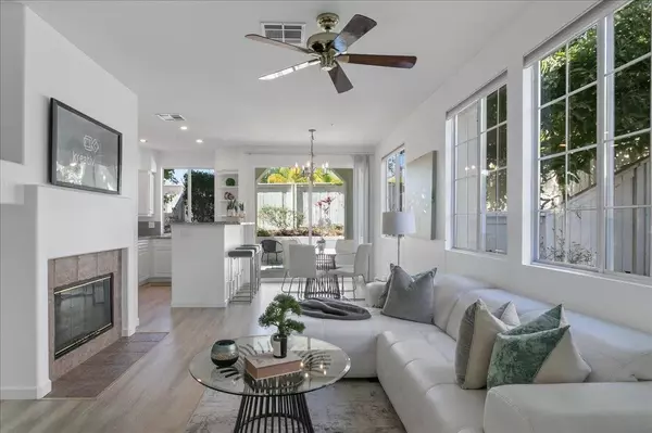 Encinitas, CA 92024,606 Sweet Pea Pl