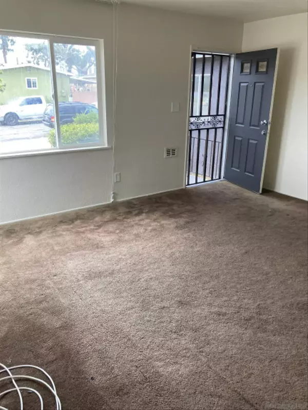 San Diego, CA 92113,4808 Solola Ave