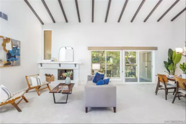 12013 Caminito Campana, San Diego, CA 92128