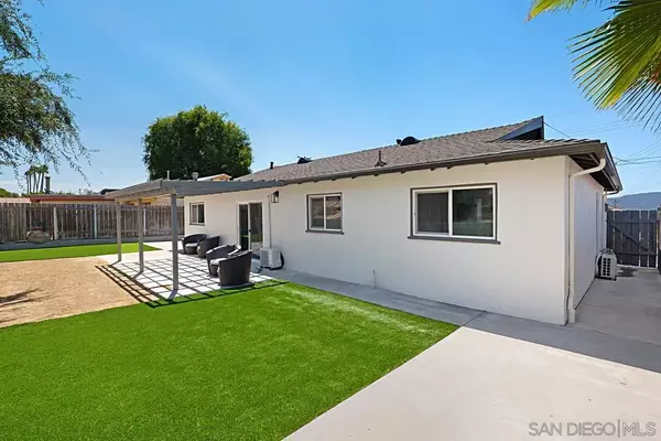 Santee, CA 92071,9430 Galston Dr