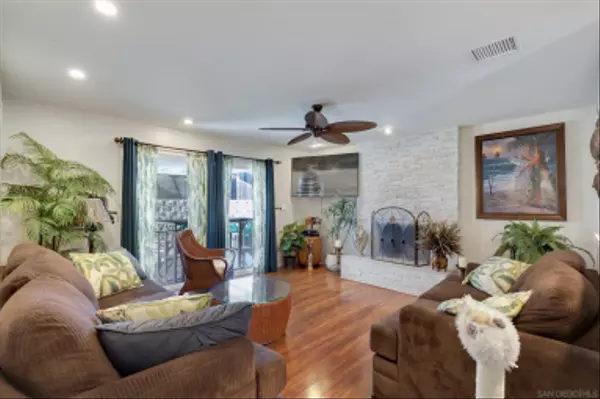 La Mesa, CA 91942,5640 Dugan Ave