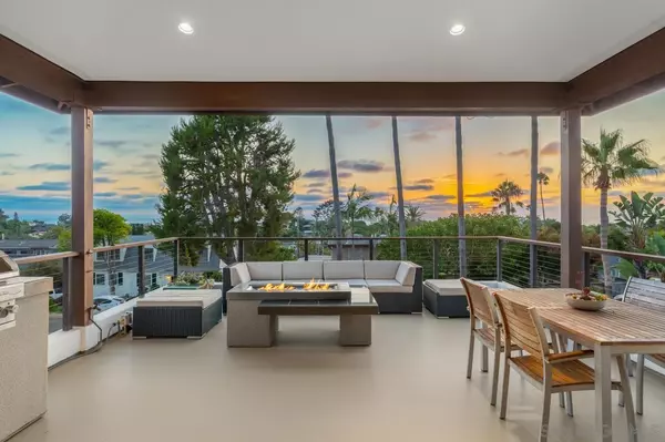 Encinitas, CA 92024,733 Stratford Dr