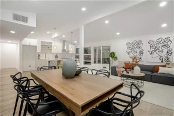 San Diego, CA 92111,3534 Marlesta Dr