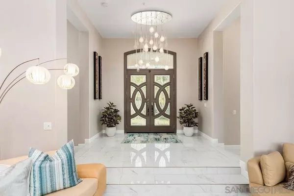 Encinitas, CA 92024,520 Latigo Row