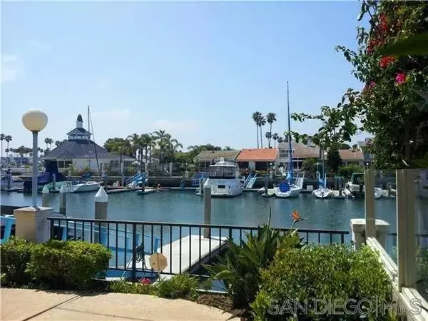 Coronado, CA 92118,40 Green Turtle Rd.