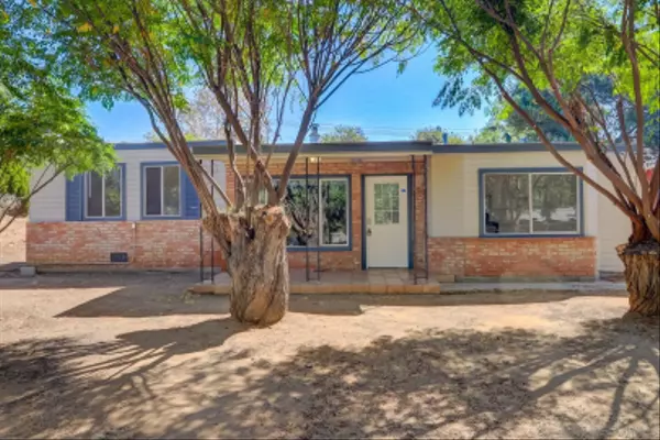 9515 Single Oak Dr, Lakeside, CA 92040