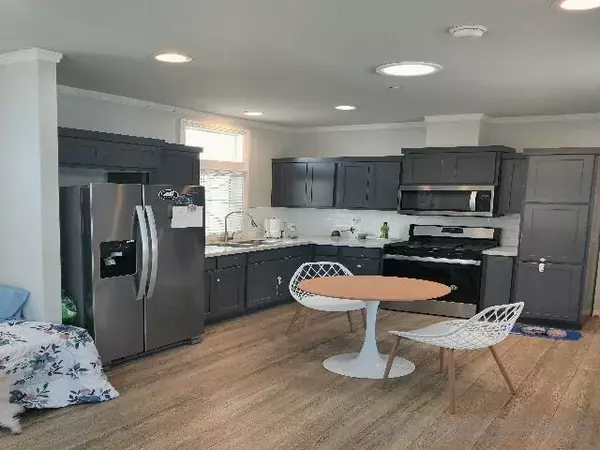 Encinitas, CA 92024,1549 N Vulcan Ave #56